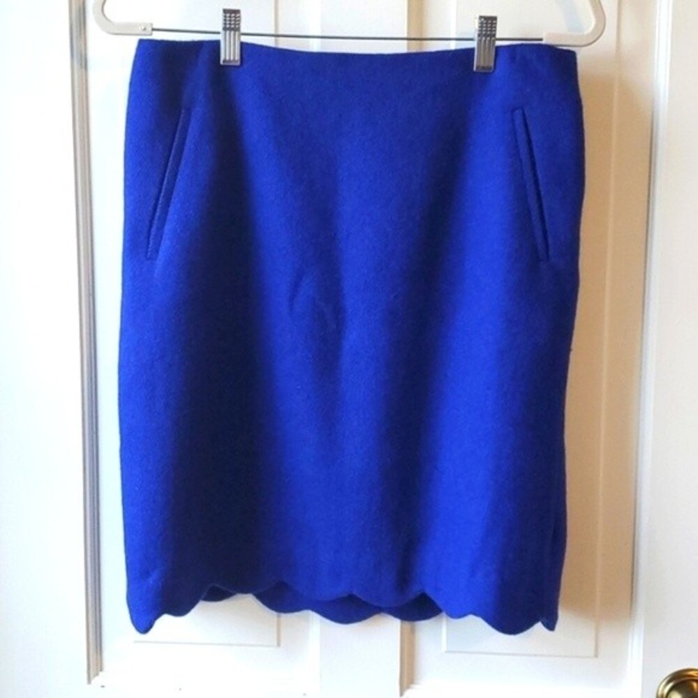 NWT TALBOTS ROYAL BLUE WOOL CLASSIC STRAIGHT SKIRT SIZE 10 SCALLOPED BOTTOM